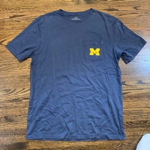 University of Michigan Navy Vineyard Vines Men’s Large T-Shirt